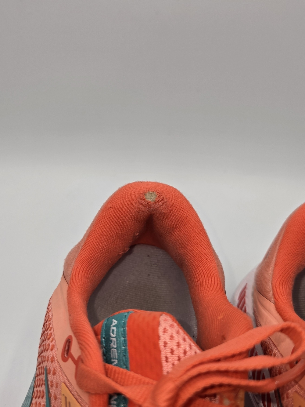 Brooks Women’s 9 Running Walking Gym Jogging Comfort Shoes - Coral Teal - Picture 6 of 9